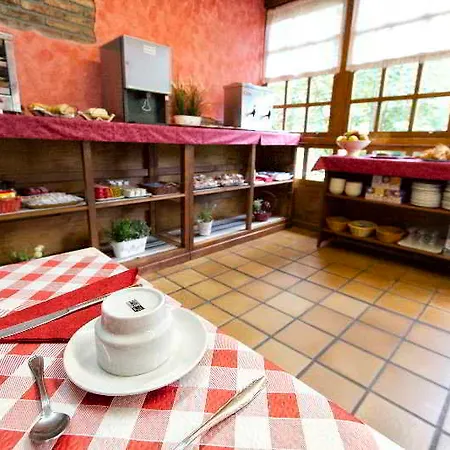 Rural El Molino Hotel 2*